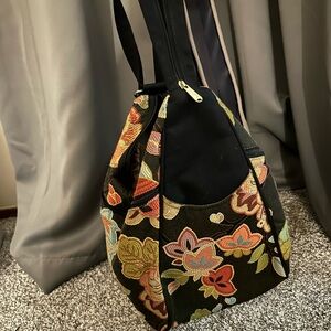 Floral Embroidered Women's Bag
